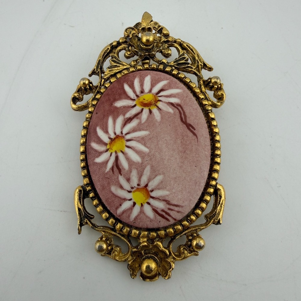 Vintage Hand Painted Floral Brooch Pendant Pink Gold Vintage Daisy Ceramic